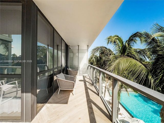 3 of 21 - 2201 Collins Avenue #428, Miami Beach, FL