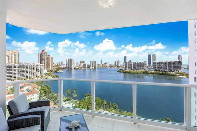 4 of 22 - 3301 Ne 183rd Street #1607, Aventura, FL