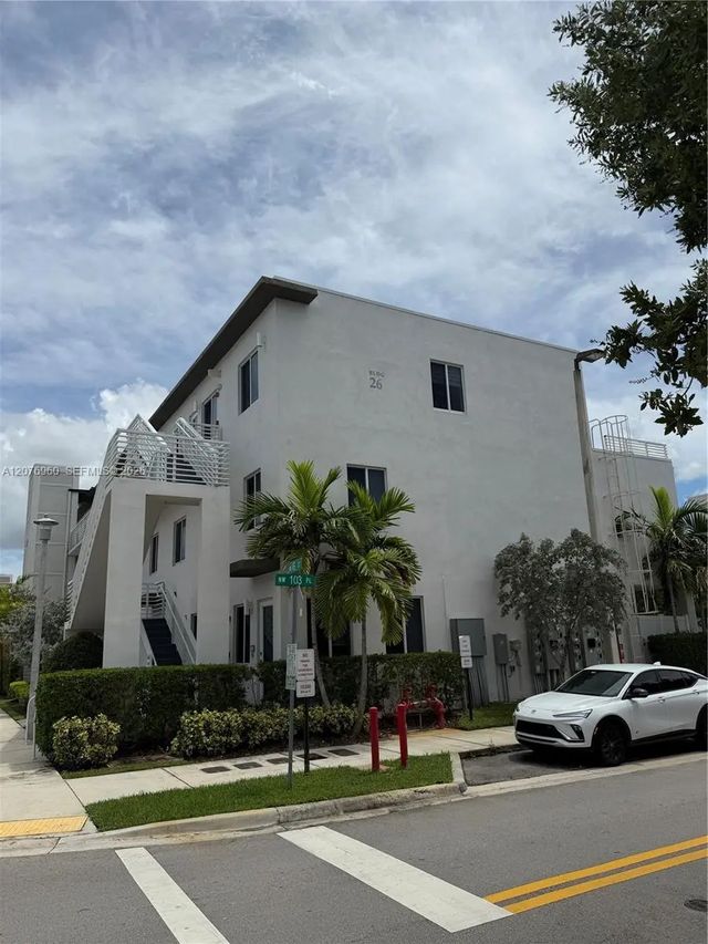 5 of 72 - 10300 Nw 66th Street, Doral, FL