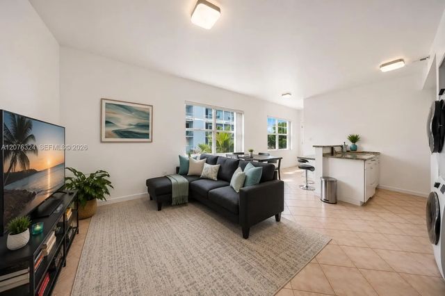 2 of 21 - 1255 Pennsylvania Avenue #307, Miami Beach, FL
