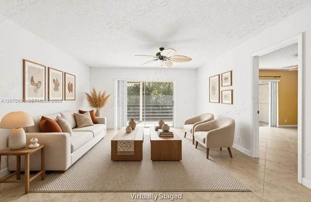 110 Lake Meryl Drive #216, West Palm Beach