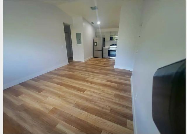 3 of 28 - 3700 N 56th Avenue #1030, Hollywood, FL