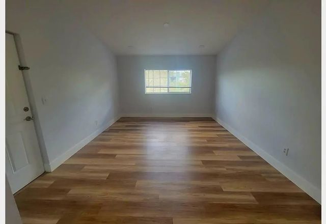 4 of 28 - 3700 N 56th Avenue #1030, Hollywood, FL