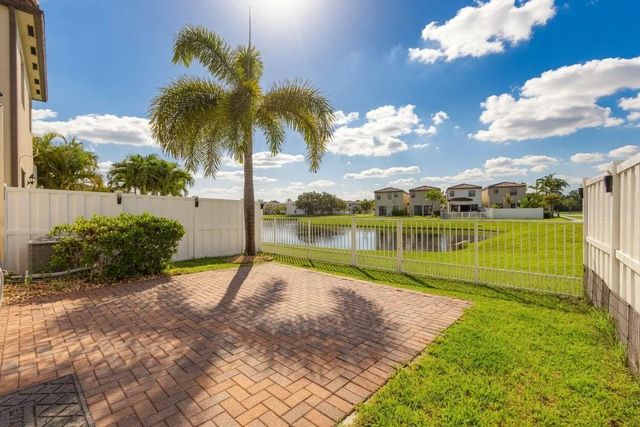 3 of 45 - 3002 Butternut Lane, Riviera Beach, FL