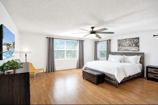 4 of 31 - 1933 Sw 180th Terrace, Miramar, FL
