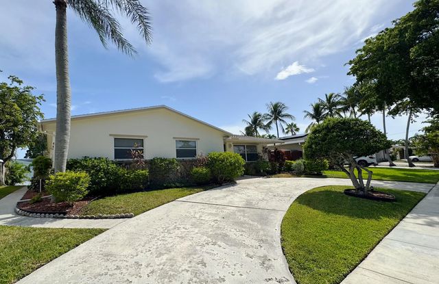 2 of 75 - 310 Se 4th Terrace, Dania Beach, FL
