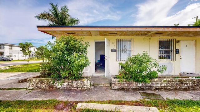 3 of 74 - 1478 Nw 2nd Avenue, Florida City, FL