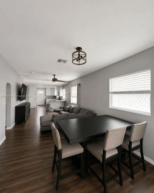 3 of 21 - 2711 N 33 Street, Tampa, FL