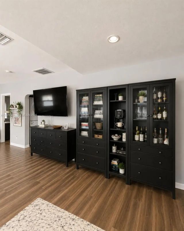 5 of 21 - 2711 N 33 Street, Tampa, FL