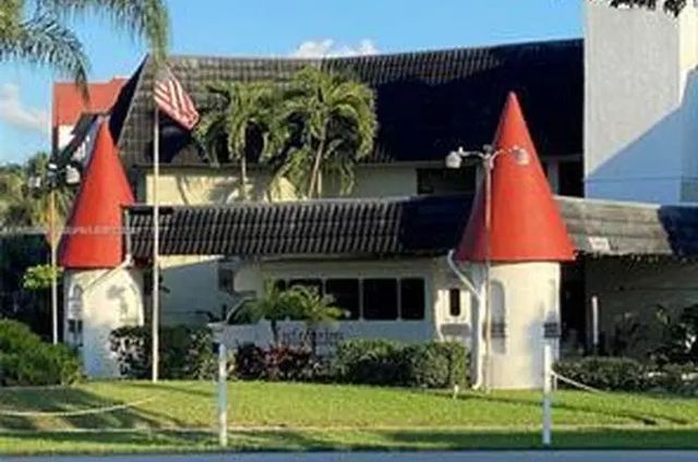 5 of 6 - 4841 Nw 22nd Court #apt 115, Lauderhill, FL