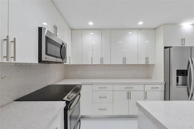 3 of 33 - 90 Edgewater Drive #104, Coral Gables, FL
