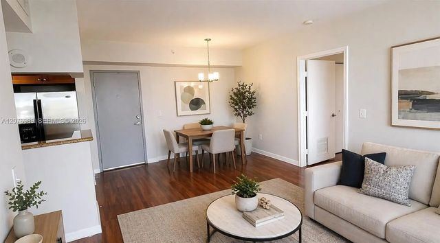 4 of 17 - 36 Nw 6th Avenue #805, Miami, FL