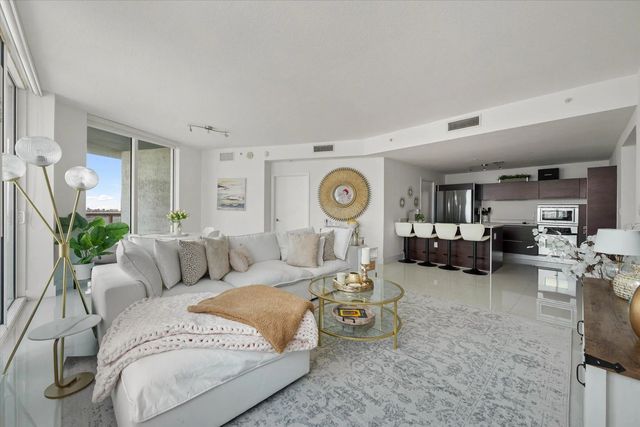 1900 N Bayshore Drive #2312, Miami
