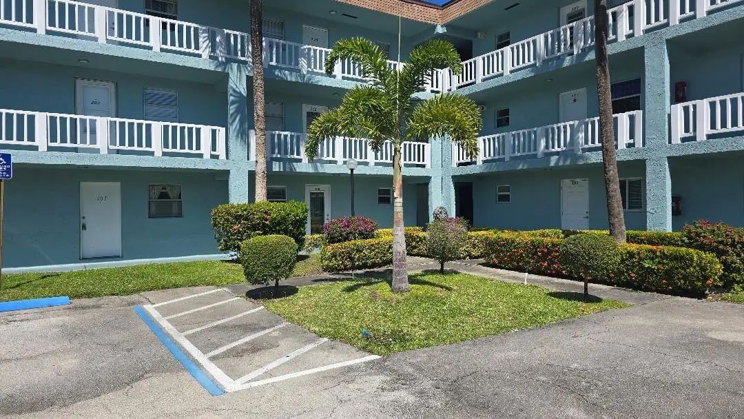 606 Sw Natura Boulevard #208, Deerfield Beach