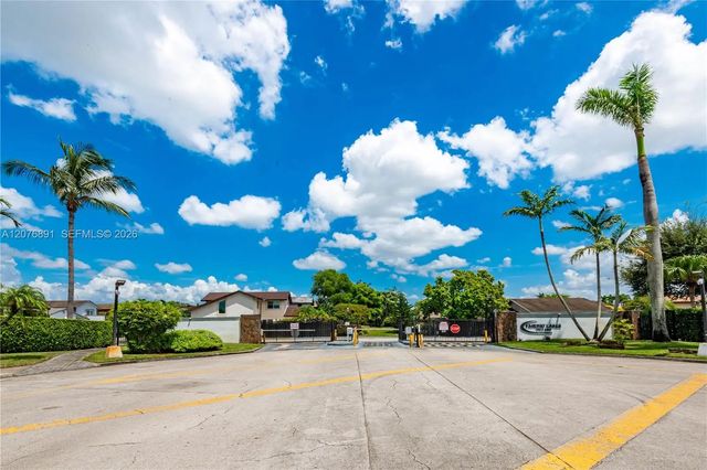 2 of 29 - 928 Nw 106th Ave Circle, Miami, FL