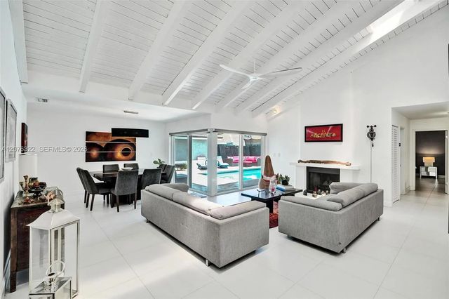 2 of 45 - 18 Boxwood Road, Hollywood, FL