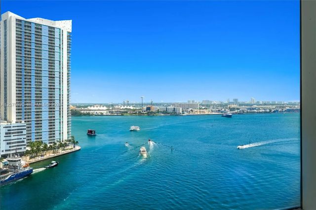 901 Brickell Key Boulevard #1807, Miami
