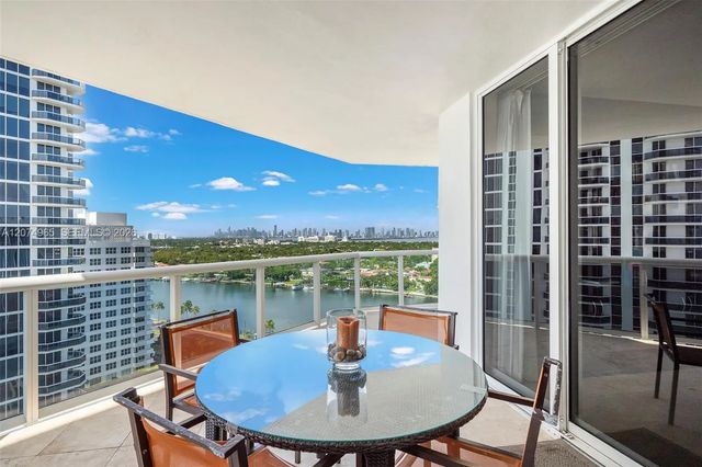 5 of 44 - 4779 Collins Avenue #1804, Miami Beach, FL