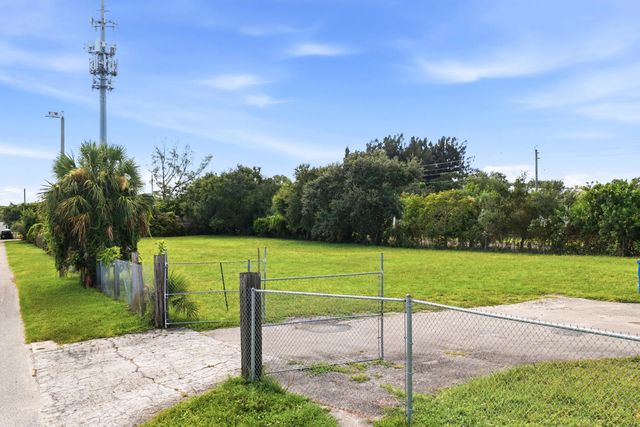5 of 10 - 4382 Annette Street, West Palm Beach, FL