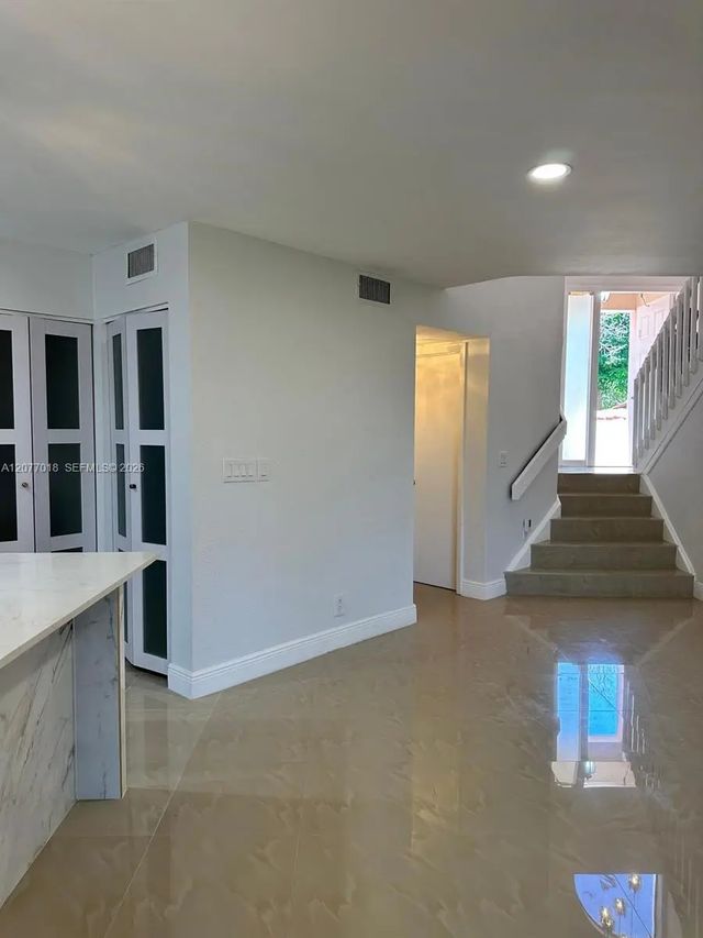 4 of 21 - 9177 W Sunrise Boulevard, Plantation, FL