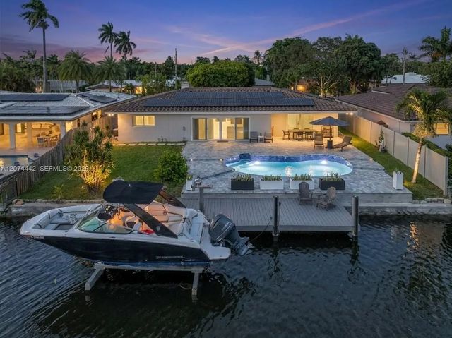 2225 Ne 16th Avenue, Wilton Manors