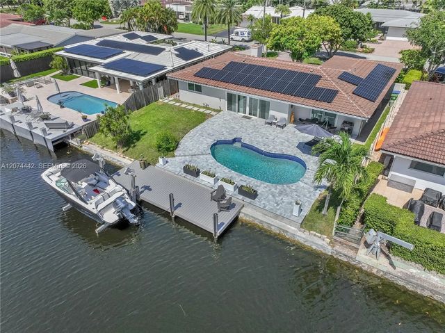 2 of 85 - 2225 Ne 16th Avenue, Wilton Manors, FL