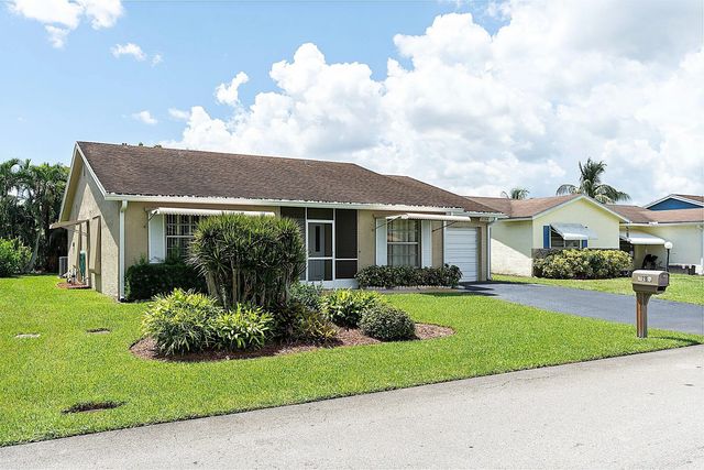 7184 Pine Manor Drive, Lake Worth