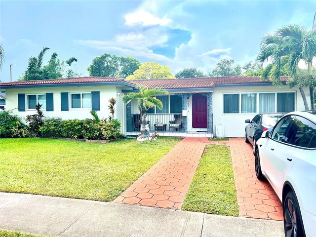106 N 32nd Avenue, Hollywood