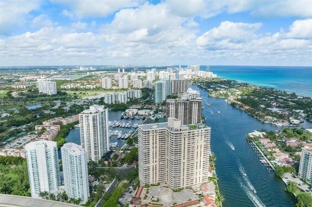 19355 Turnberry Way #8b, Aventura