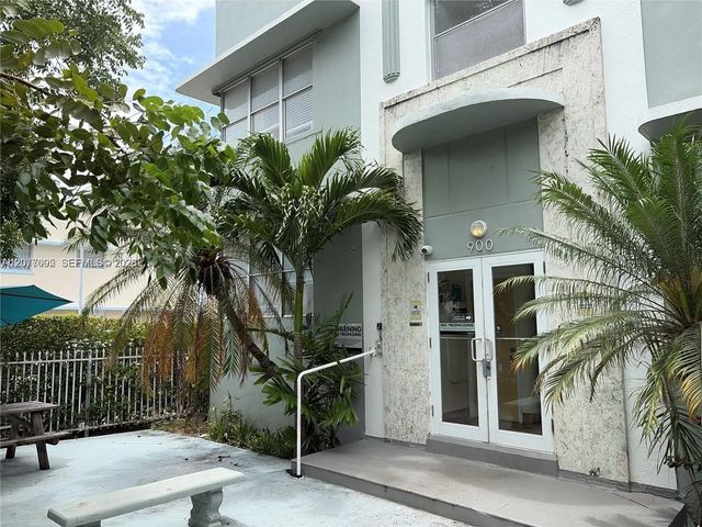 2 of 6 - 900 Jefferson Avenue #2, Miami Beach, FL