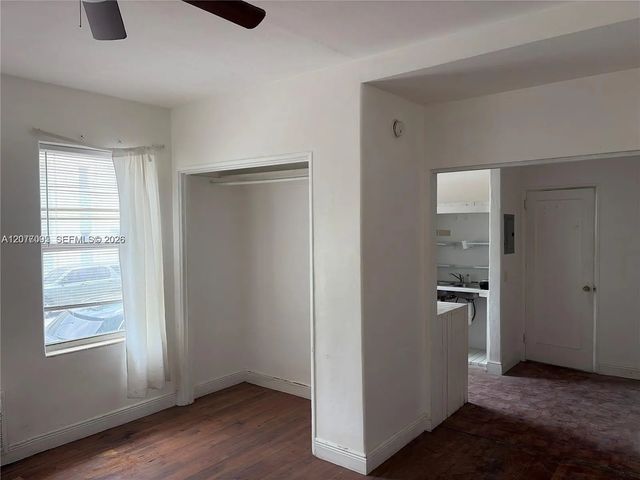 5 of 6 - 900 Jefferson Avenue #2, Miami Beach, FL