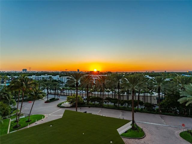 10275 Collins Avenue #527, Bal Harbour