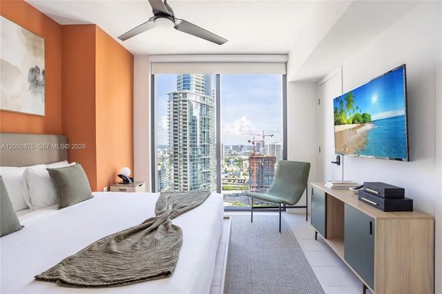 159 Ne 6th Street #3413, Miami