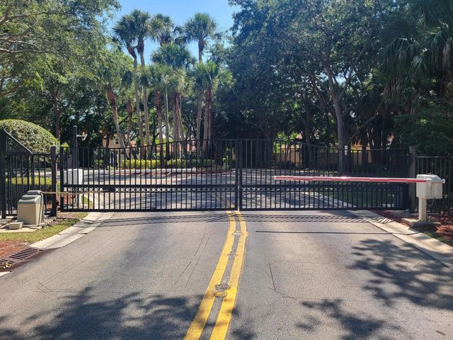 2 of 39 - 1042 Woodfield Road, Greenacres, FL