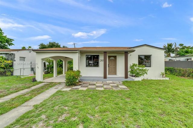 2651 Fletcher Court, Hollywood