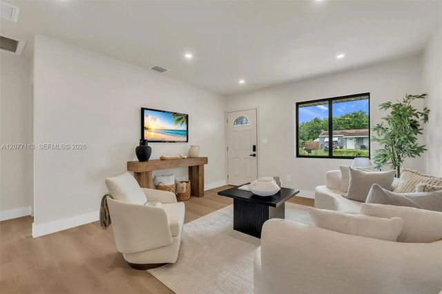 4 of 16 - 2651 Fletcher Court, Hollywood, FL