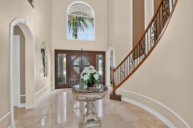 5 of 104 - 718 Edgebrook Lane, West Palm Beach, FL