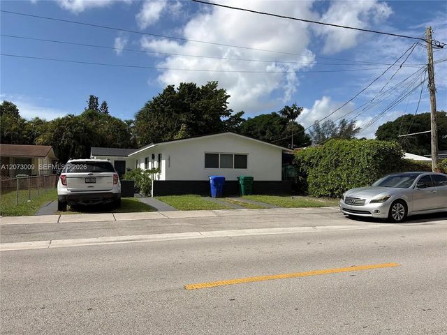 2 of 3 - 3530 Sw 22nd Terrace, Miami, FL