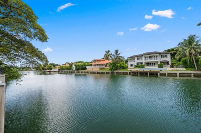 4 of 50 - 1520 Lugo Avenue, Coral Gables, FL