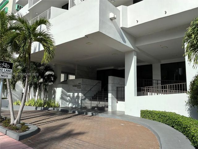 4301 Collins Avenue #402, Miami Beach