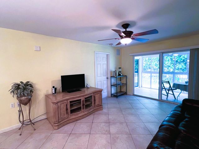 4 of 46 - 1105 Bahama Bend #a2, Coconut Creek, FL