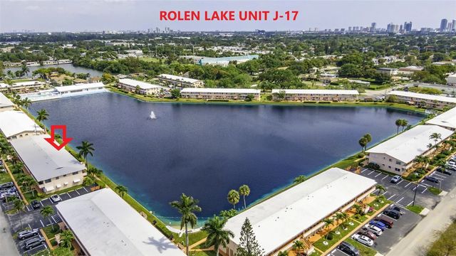 925 Sw 11th Avenue #unit J17, Hallandale Beach