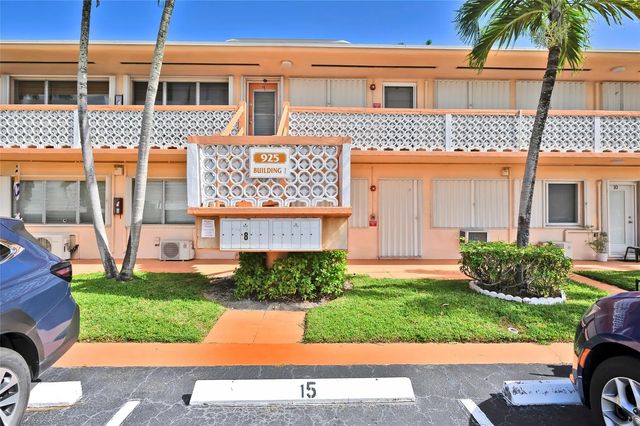 5 of 53 - 925 Sw 11th Avenue #unit J17, Hallandale Beach, FL