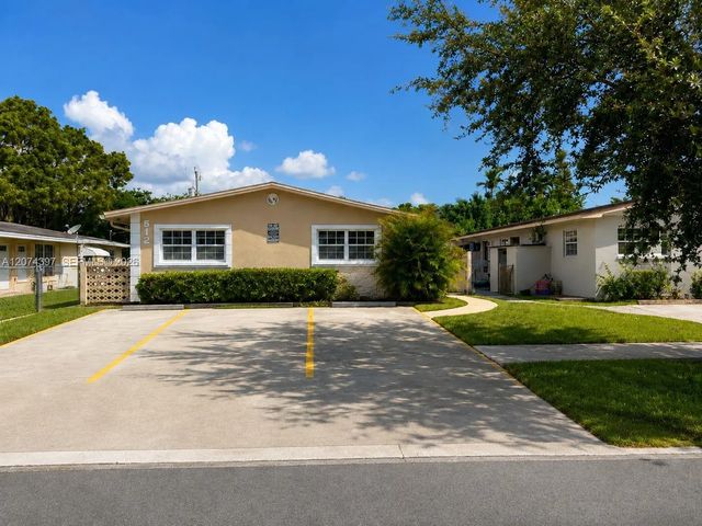 512 Sw 10th Street, Hallandale Beach