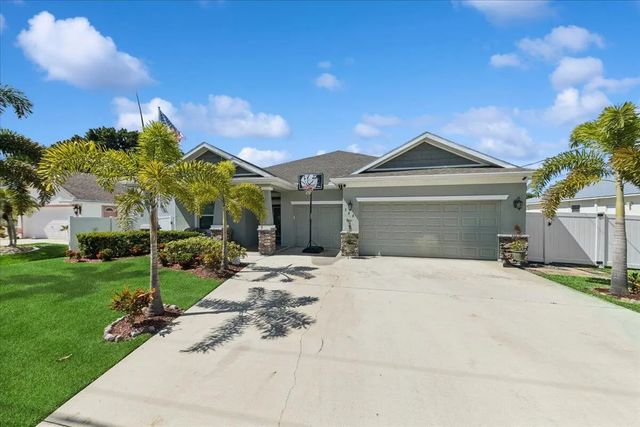 3 of 42 - 343 Se Fisk Road, Port St. Lucie, FL