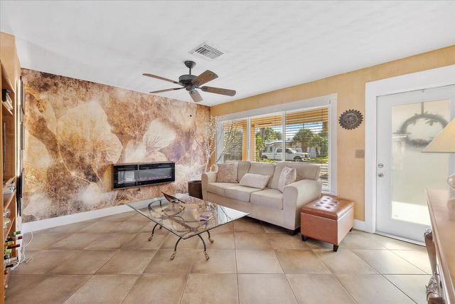 5 of 55 - 3241 Ne 9th Terrace, Pompano Beach, FL