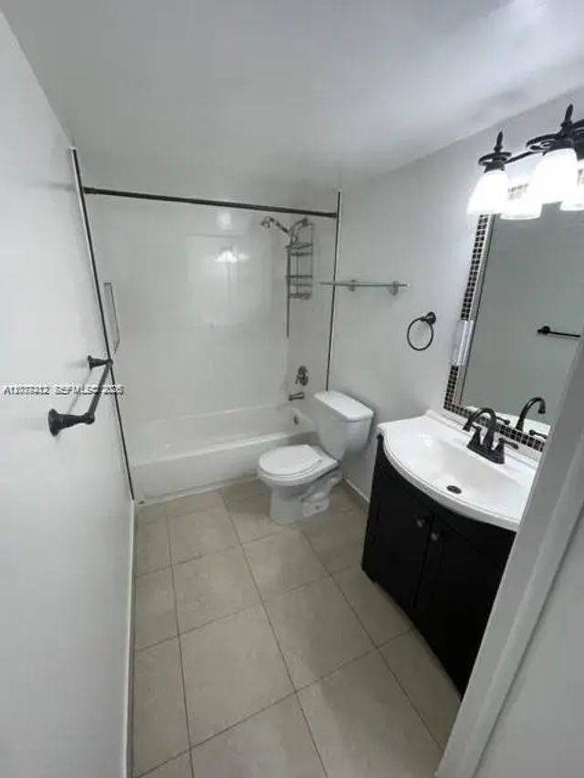 3 of 6 - 6135 Nw 186th Street #205, Hialeah, FL