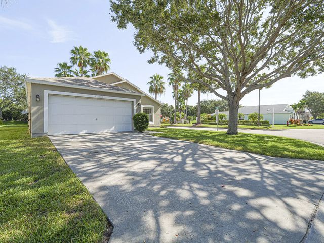 5 of 52 - 1143 N 13th Square, Vero Beach, FL