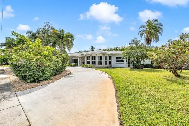 2 of 35 - 400 Ne 2nd Street, Pompano Beach, FL
