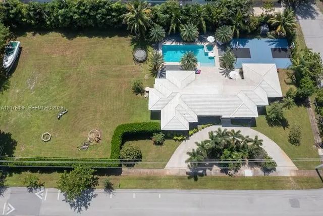 4 of 35 - 400 Ne 2nd Street, Pompano Beach, FL